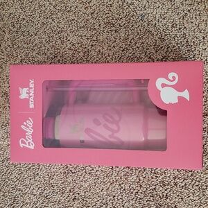 BNIB 30oz Barbie Icon x Stanley.